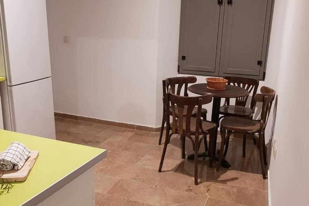 Casa Rodrigo De Triana Bajo B